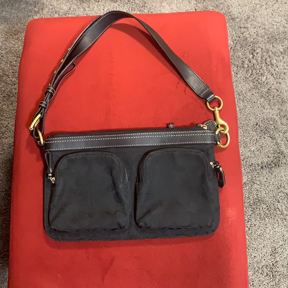 Coach purse, like new condition
